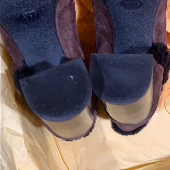 TODS Shearling-trimmed suede platform ankle boots - Picture 5 of 15